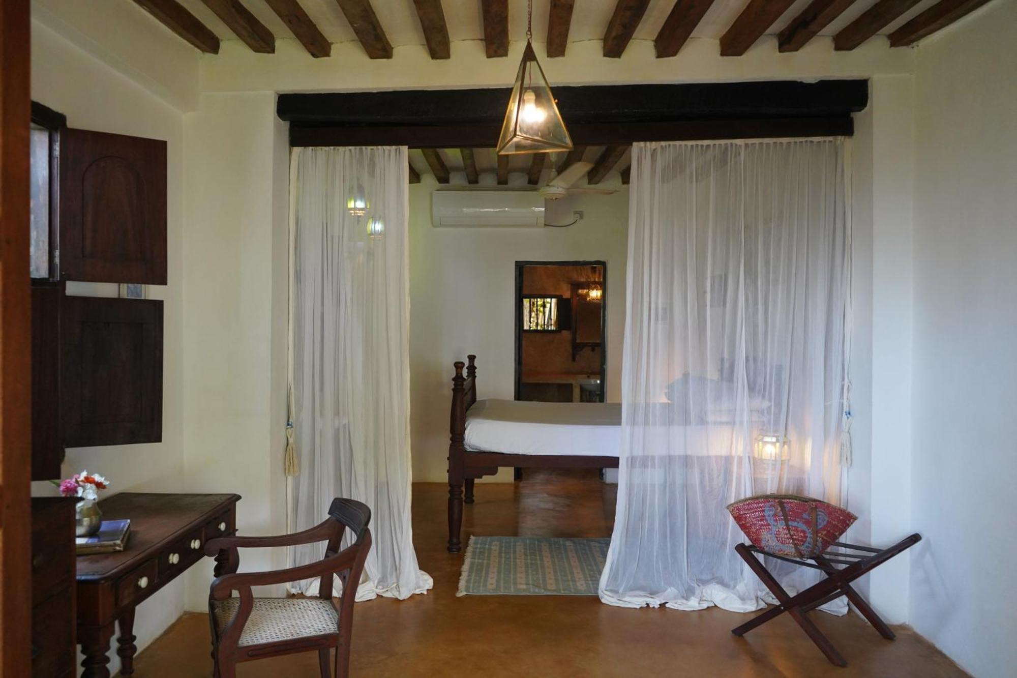 Kijani Hotel Ламу Екстериор снимка