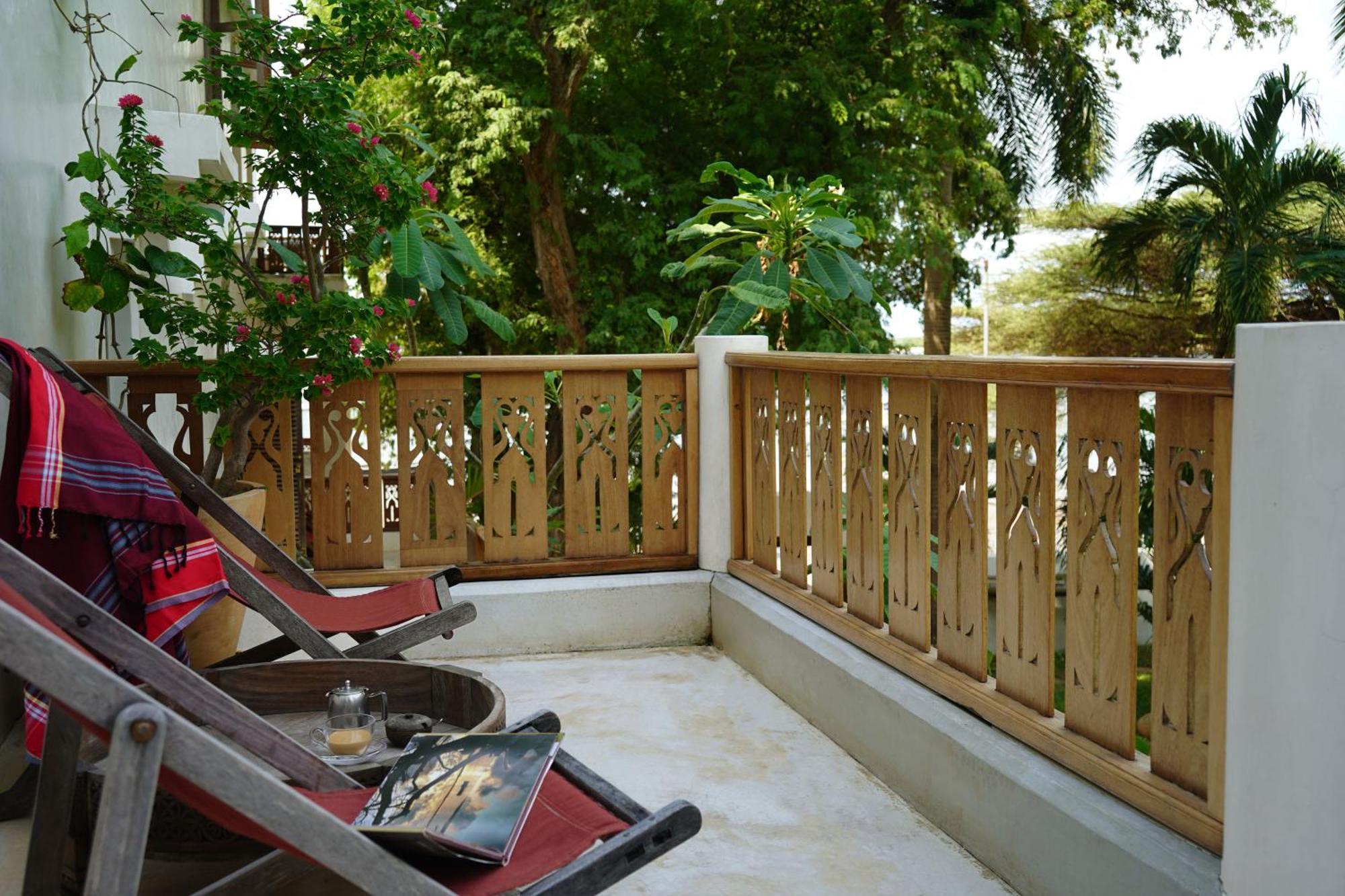 Kijani Hotel Ламу Екстериор снимка