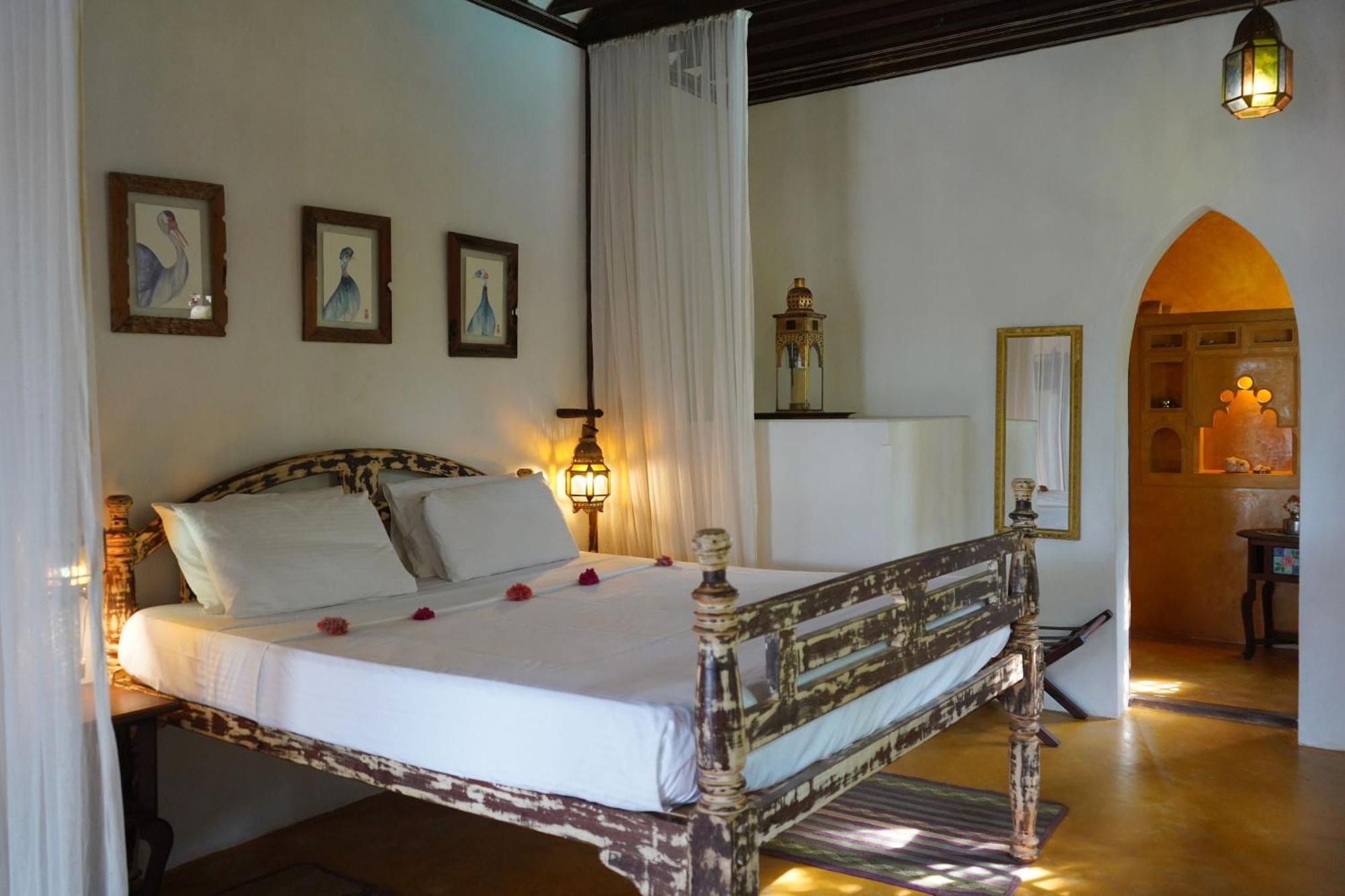 Kijani Hotel Ламу Екстериор снимка