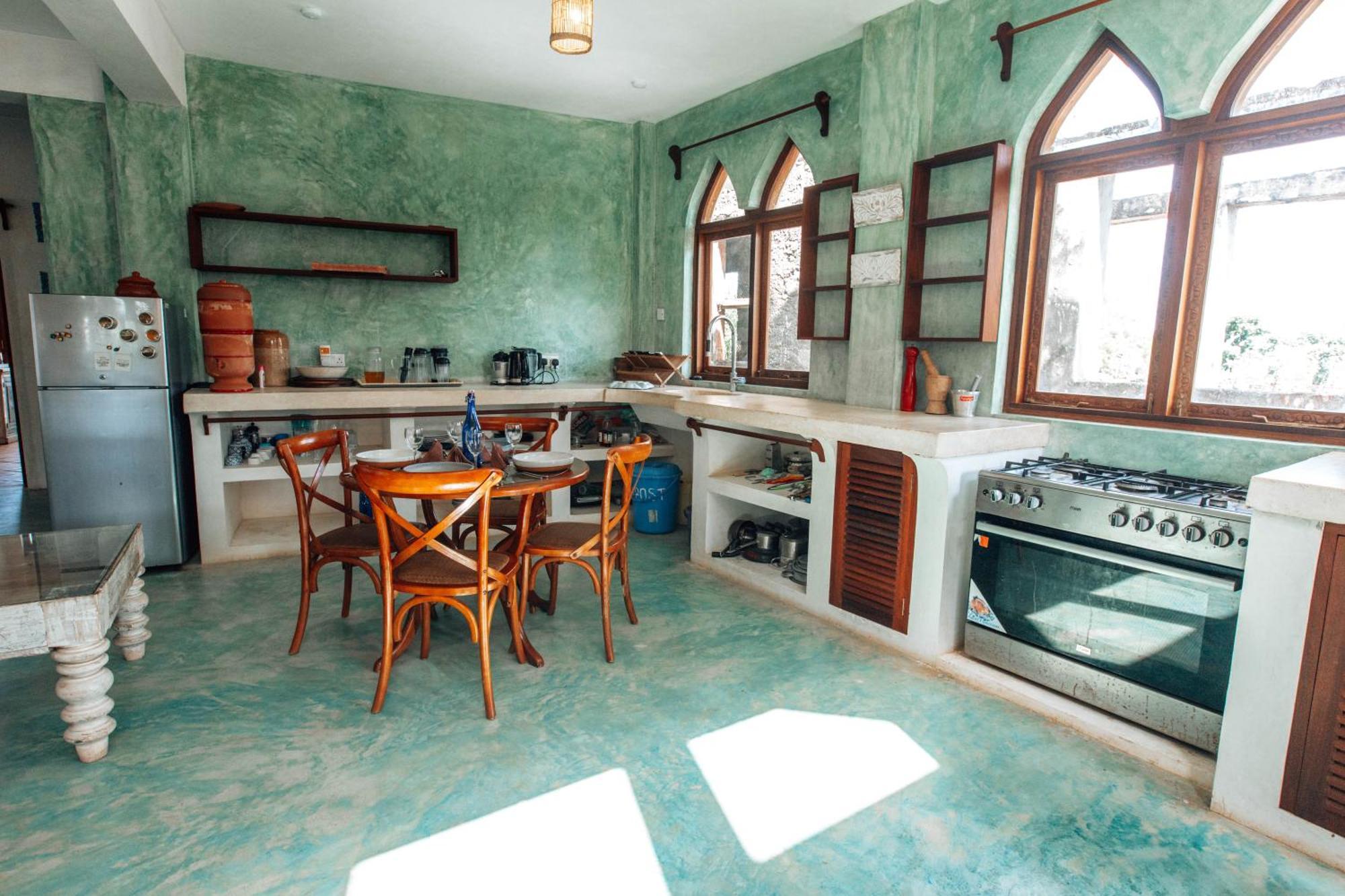 Kijani Hotel Ламу Екстериор снимка